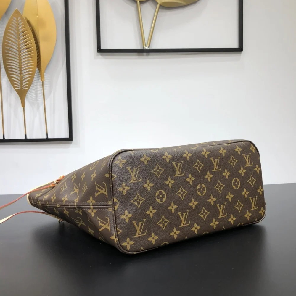 Louis Vuitton Neverfull MM